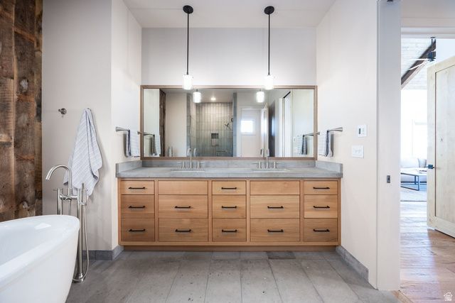 7417 N VICTORY RANCH DR, Heber City, UT 84032