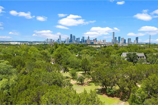 1102 Southwood RD, Austin, TX 78704