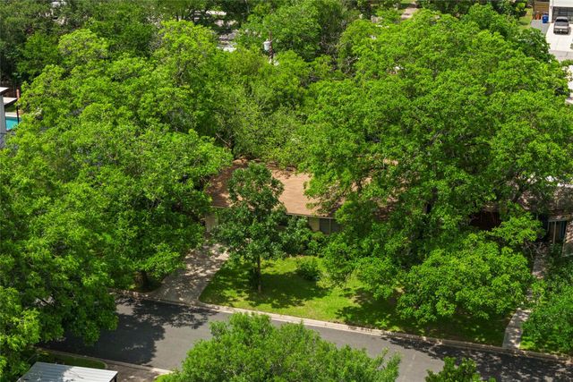 1102 Southwood RD, Austin, TX 78704