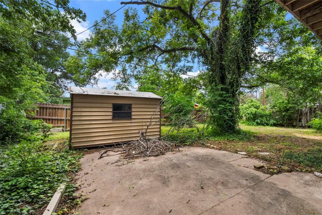 1102 Southwood RD, Austin, TX 78704