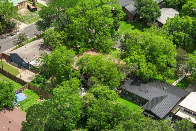 1102 Southwood RD, Austin, TX 78704