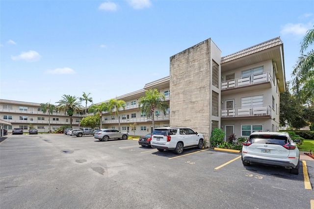 5530 80TH STREET N C101, St Petersburg, FL 33709