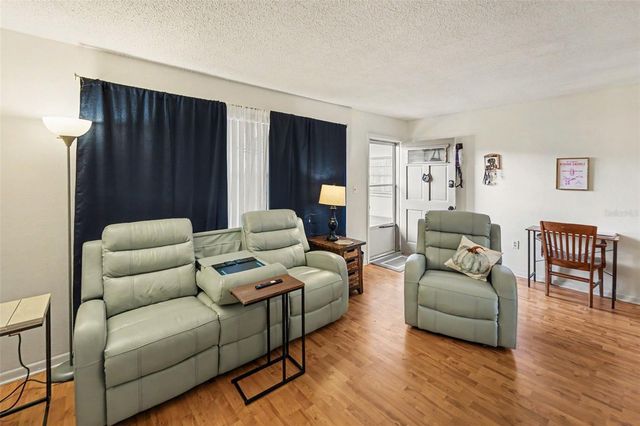 5530 80TH STREET N C101, St Petersburg, FL 33709