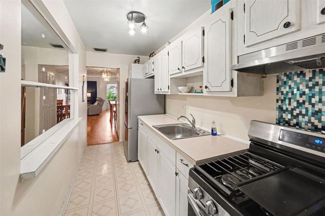 5530 80TH STREET N C101, St Petersburg, FL 33709