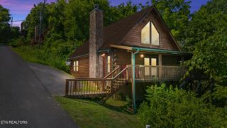 2213 Eagle Feather Drive, Sevierville, TN 37876