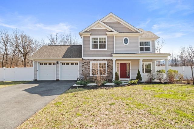 24 Knoll Crest Court, Cornwall, NY 12518