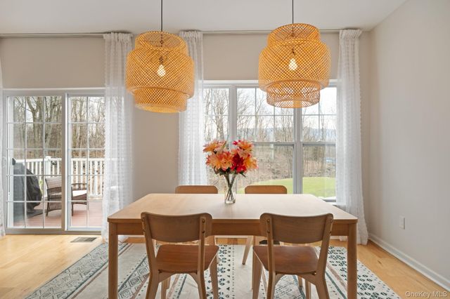 24 Knoll Crest Court, Cornwall, NY 12518