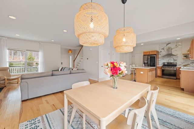 24 Knoll Crest Court, Cornwall, NY 12518