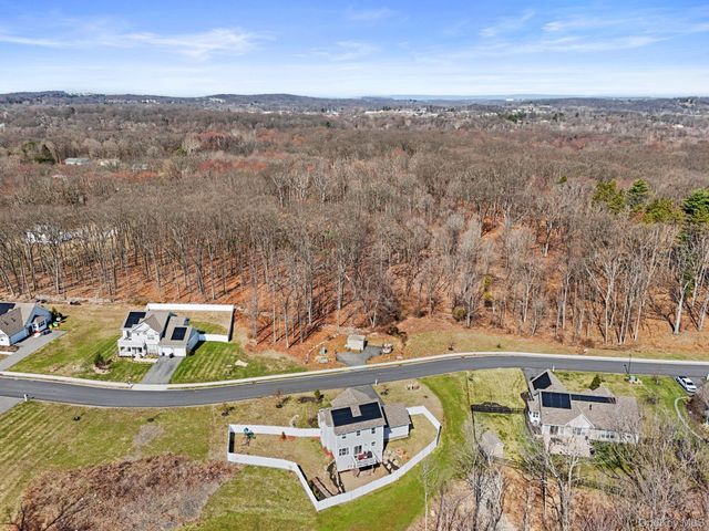 24 Knoll Crest Court, Cornwall, NY 12518