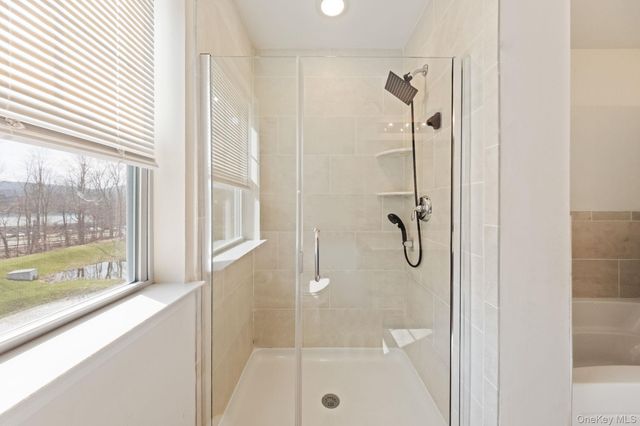 24 Knoll Crest Court, Cornwall, NY 12518