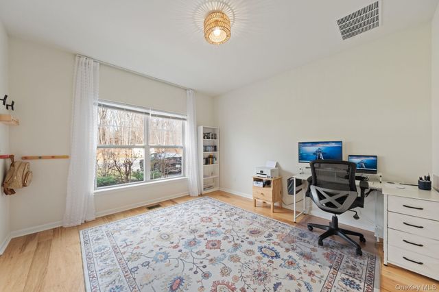 24 Knoll Crest Court, Cornwall, NY 12518