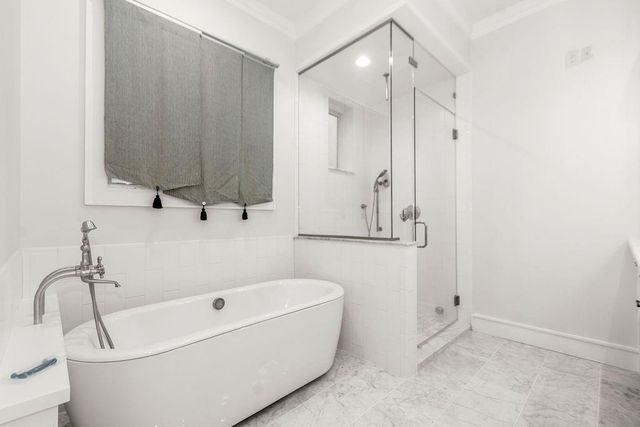 1024 Waverly Street, Houston, TX 77008