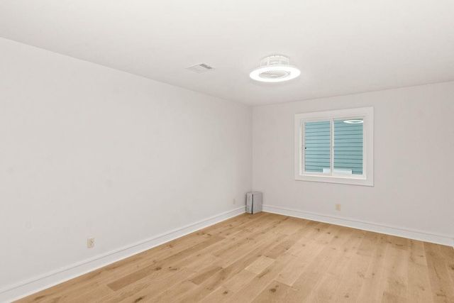 1024 Waverly Street, Houston, TX 77008