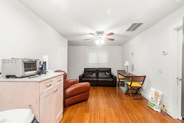 1024 Waverly Street, Houston, TX 77008