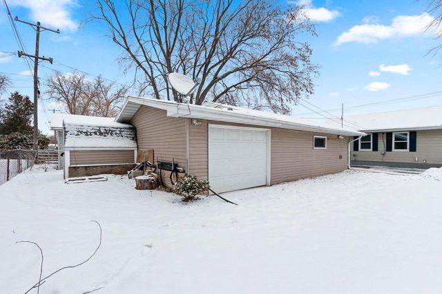 1810 S NORWOOD AVENUE, Green Bay, WI 54304
