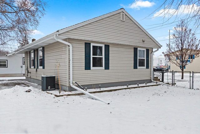 1810 S NORWOOD AVENUE, Green Bay, WI 54304