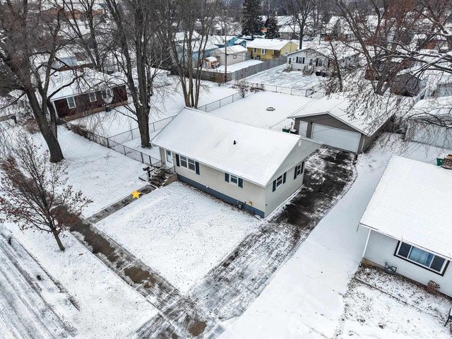 1810 S NORWOOD AVENUE, Green Bay, WI 54304