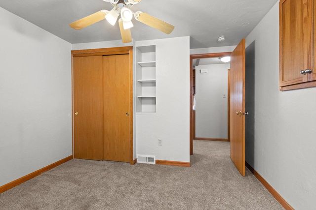 1810 S NORWOOD AVENUE, Green Bay, WI 54304