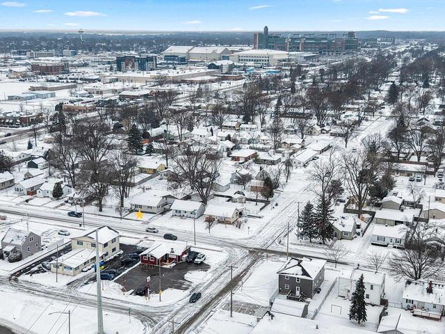 1810 S NORWOOD AVENUE, Green Bay, WI 54304