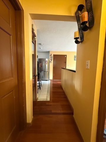 215 Washington Ave 9, Chelsea, MA 02150