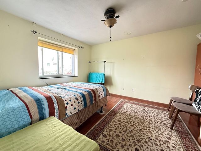 215 Washington Ave 9, Chelsea, MA 02150