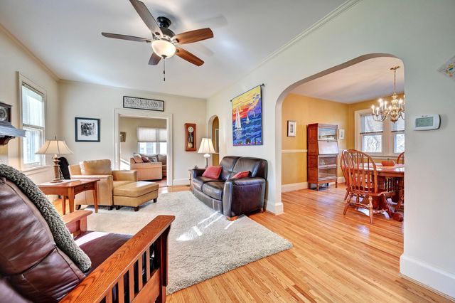 52 Mayfield Avenue, Fort Thomas, KY 41075