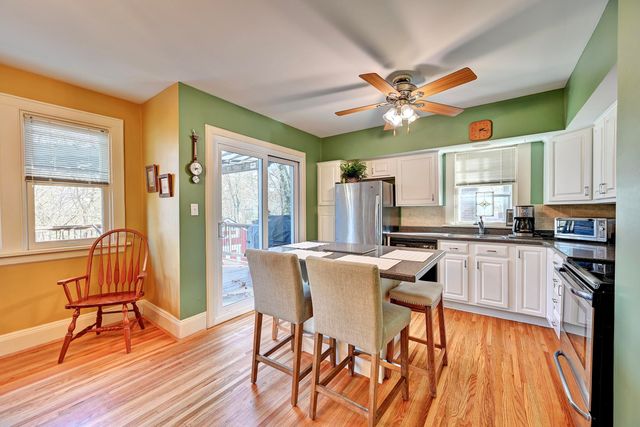 52 Mayfield Avenue, Fort Thomas, KY 41075