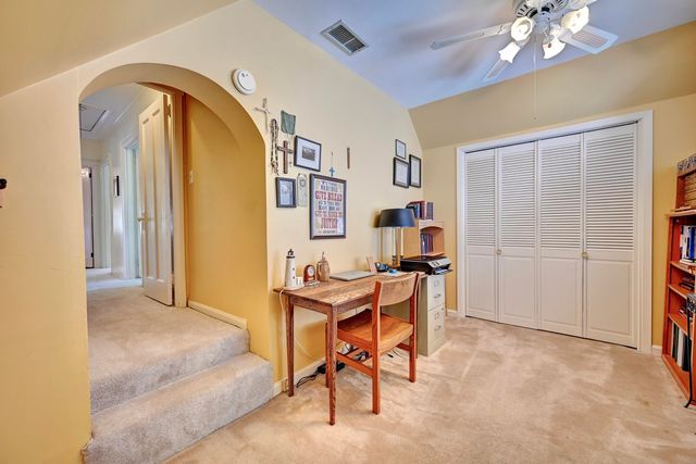 52 Mayfield Avenue, Fort Thomas, KY 41075