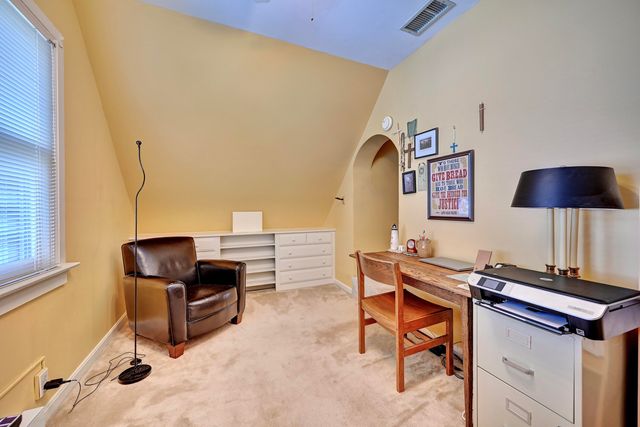 52 Mayfield Avenue, Fort Thomas, KY 41075