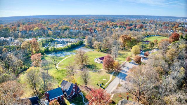 52 Mayfield Avenue, Fort Thomas, KY 41075