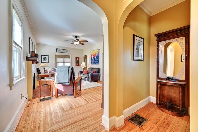 52 Mayfield Avenue, Fort Thomas, KY 41075