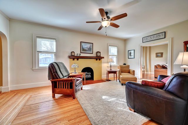 52 Mayfield Avenue, Fort Thomas, KY 41075