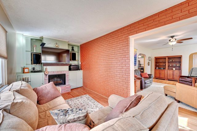 52 Mayfield Avenue, Fort Thomas, KY 41075