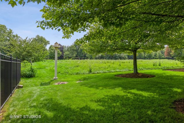 850 Gage Lane, Lake Forest, IL 60045