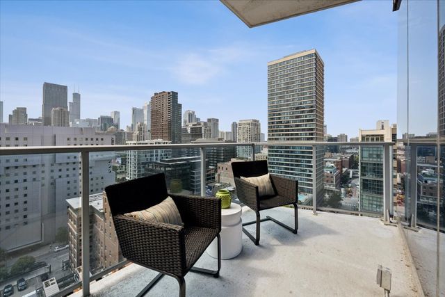 110 W Superior Street 1602, Chicago, IL 60654