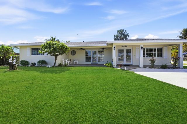 1814 Lake Osborne Drive, Lake Worth Beach, FL 33461