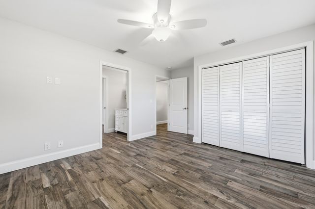 1814 Lake Osborne Drive, Lake Worth Beach, FL 33461