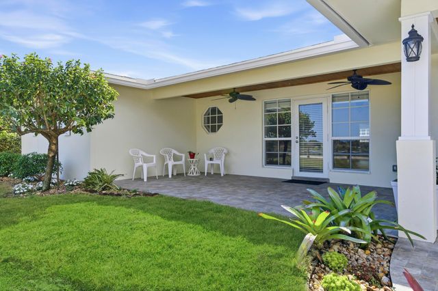 1814 Lake Osborne Drive, Lake Worth Beach, FL 33461