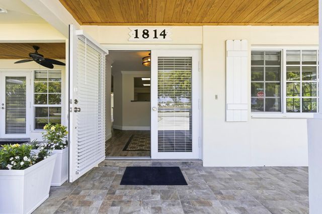 1814 Lake Osborne Drive, Lake Worth Beach, FL 33461