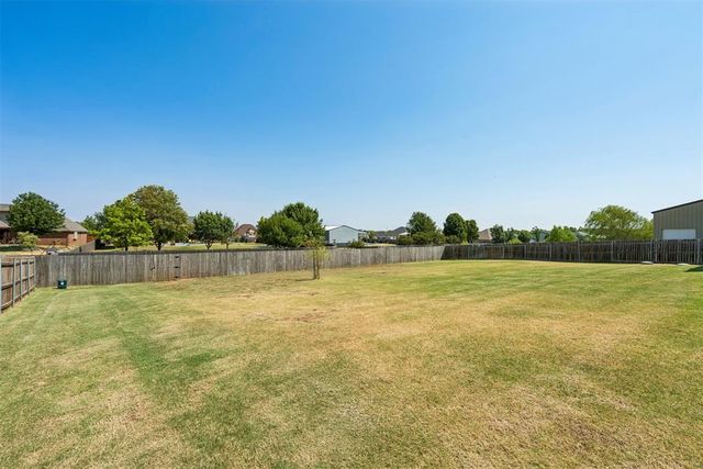 3785 NE Southridge Lane, Piedmont, OK 73078