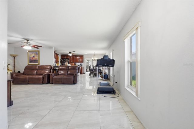 1123 EPSON OAKS WAY, Orlando, FL 32837