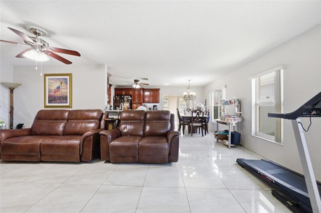 1123 EPSON OAKS WAY, Orlando, FL 32837