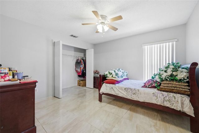 1123 EPSON OAKS WAY, Orlando, FL 32837