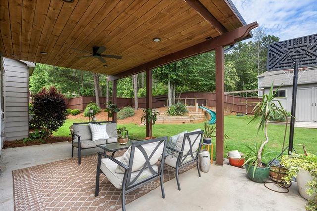 46 Oak Mill Terrace, Dallas, GA 30132