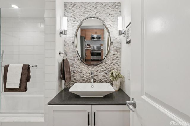 18 Vandewater Street, San Francisco, CA 94133