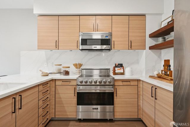18 Vandewater Street, San Francisco, CA 94133