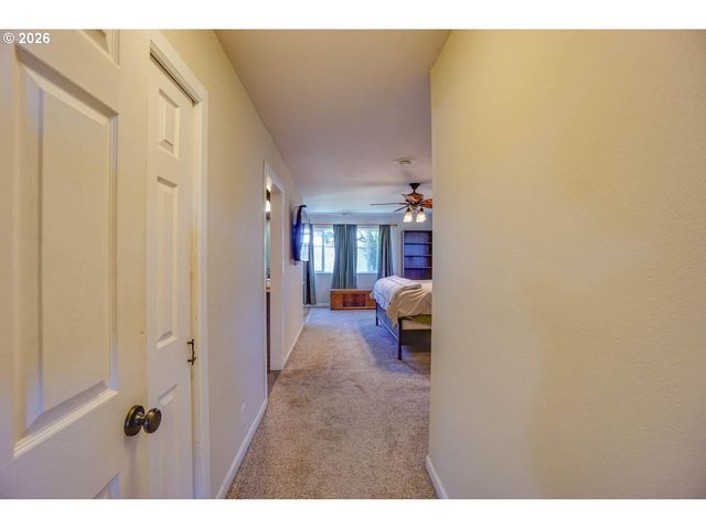 8914 Ne 59TH St, Vancouver, WA 98662
