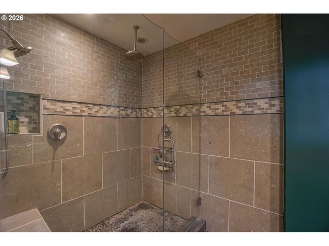 8914 Ne 59TH St, Vancouver, WA 98662
