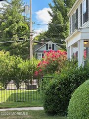 124 Mclaren Street, Red Bank, NJ 07701