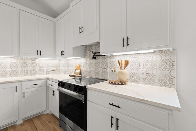 408 Matthew Street, Hillsboro, TX 76645